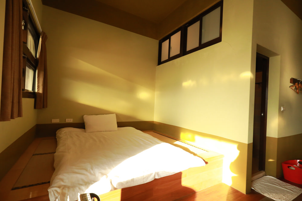 苗栗大湖住宿|上山回家旅宿。寵物友善民宿、矗立山腰的公視實境清水模民宿、一泊二食 - 第37張圖 苗栗大湖住宿|上山回家旅宿。寵物友善民宿、矗立山腰的公視實境清水模民宿、一泊二食