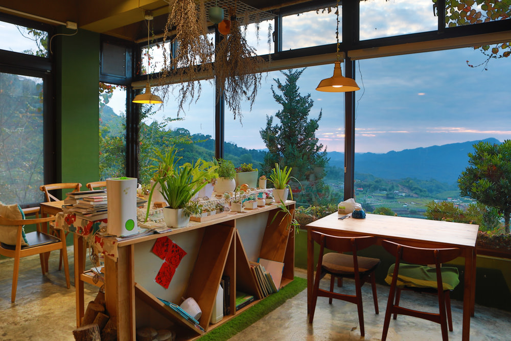 苗栗大湖住宿|上山回家旅宿。寵物友善民宿、矗立山腰的公視實境清水模民宿、一泊二食 - 第21張圖 苗栗大湖住宿|上山回家旅宿。寵物友善民宿、矗立山腰的公視實境清水模民宿、一泊二食