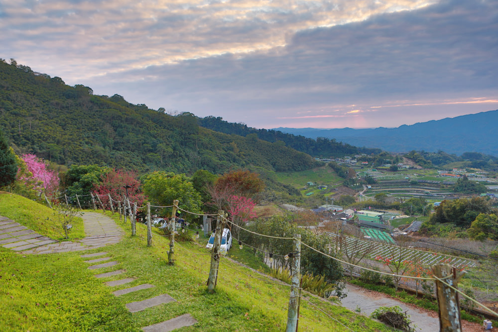 苗栗大湖住宿|上山回家旅宿。寵物友善民宿、矗立山腰的公視實境清水模民宿、一泊二食 - 第10張圖 苗栗大湖住宿|上山回家旅宿。寵物友善民宿、矗立山腰的公視實境清水模民宿、一泊二食