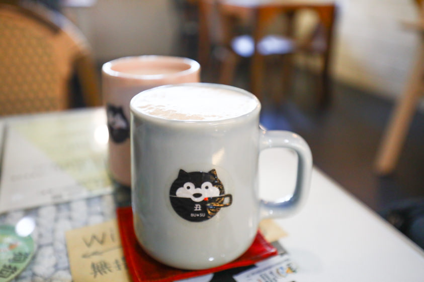 桃園大溪美食|丑咖啡BU-BU caf’e。老宅咖啡廳、寵物友善餐廳、早午餐鬆餅超美味 - 第12張圖 桃園大溪美食|丑咖啡BU-BU caf’e。老宅咖啡廳、寵物友善餐廳、早午餐鬆餅超美味