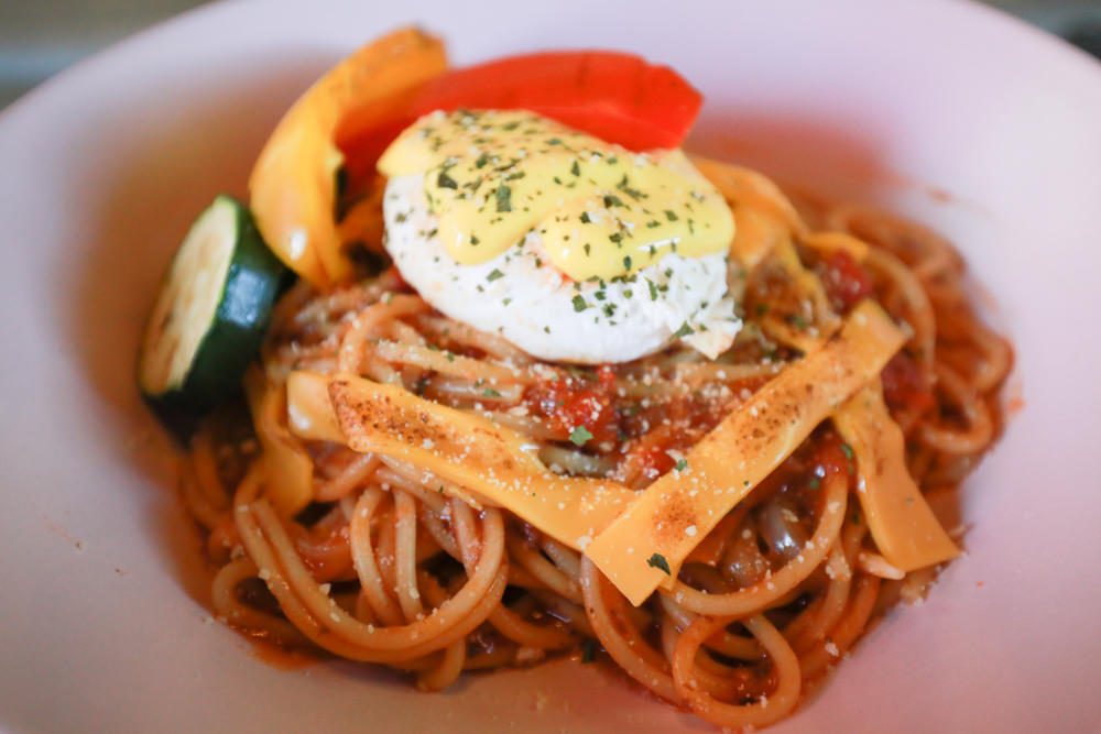 台南美食推薦|CREMA CAFÉ葵瑪咖啡。老宅咖啡廳中的寵物友善餐廳。寵物餐點、超人氣鳥巢布丁、 - 第22張圖 台南美食推薦|CREMA CAFÉ葵瑪咖啡。老宅咖啡廳中的寵物友善餐廳。寵物餐點、超人氣鳥巢布丁、