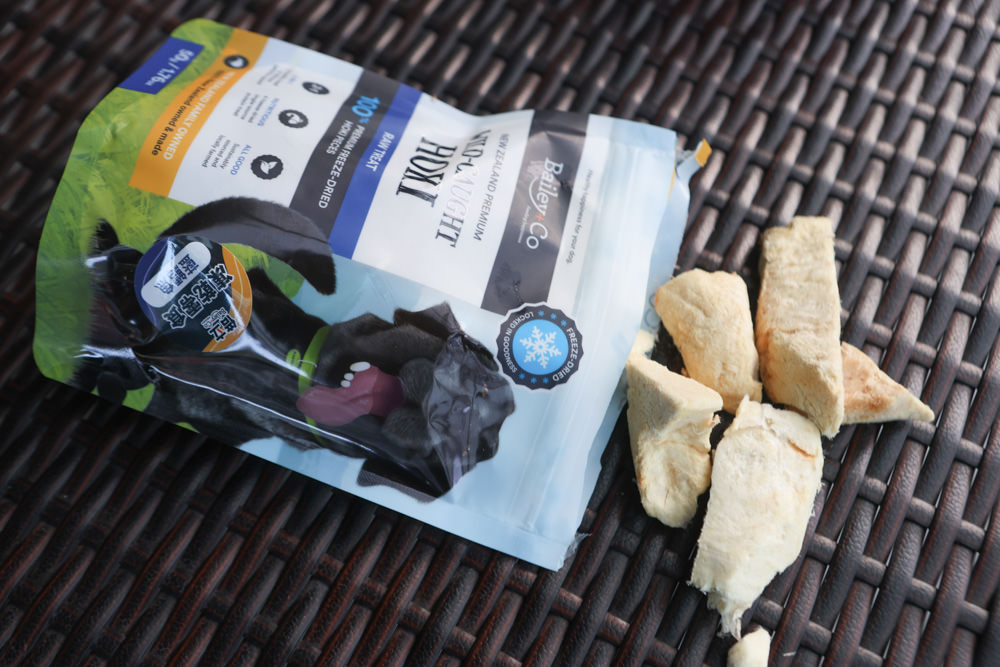 寵物凍乾主食、凍乾零食|Bailey+Co倍立天然犬貓優質凍乾乾糧、優質凍乾零食、犬用凍乾關節保養粉。紐西蘭原裝進口(草飼羊肉、草飼牛肉、草飼羊肝、帝王鮭魚、綠唇貽貝、藍鱈魚、鳳尾魚) - 第18張圖 寵物凍乾主食、凍乾零食|Bailey+Co倍立天然犬貓優質凍乾乾糧、優質凍乾零食、犬用凍乾關節保養粉。紐西蘭原裝進口(草飼羊肉、草飼牛肉、草飼羊肝、帝王鮭魚、綠唇貽貝、藍鱈魚、鳳尾魚)