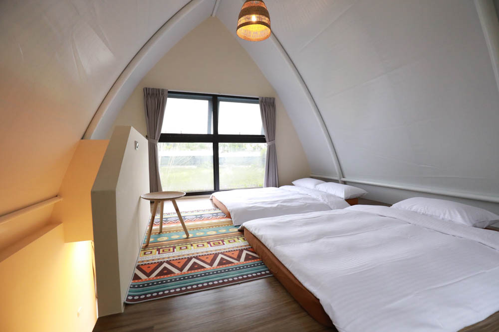 南投懶人豪華露營｜入樹二村嬉皮國度。一泊二食、寵物友善帳篷、異國風情主廚料理、洞穴帳、雙樓帳