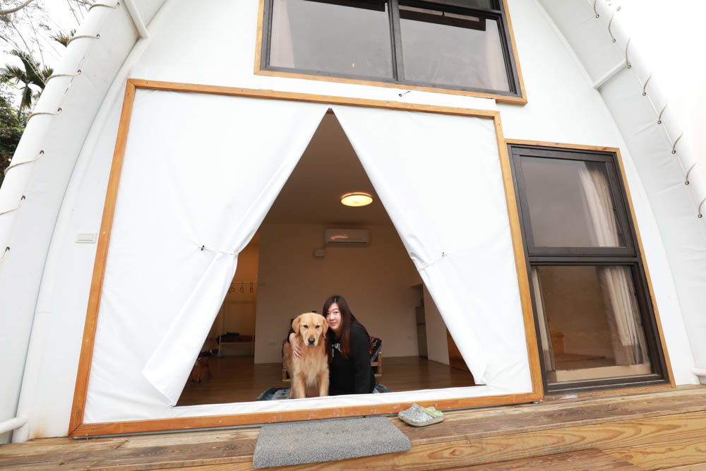 南投懶人豪華露營｜入樹二村嬉皮國度。一泊二食、寵物友善帳篷、異國風情主廚料理、洞穴帳、雙樓帳