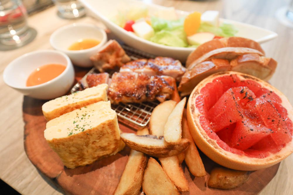 台北內湖美食｜Le lakeshore brunch & dinner。絕美歐風網美餐廳、寵物友善餐廳、早午餐、大湖山莊內