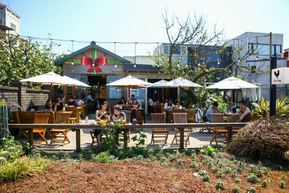 新北三芝淺水灣美食｜公雞咖啡Le coq 。北海岸無敵海景咖啡廳、寵物友善餐廳