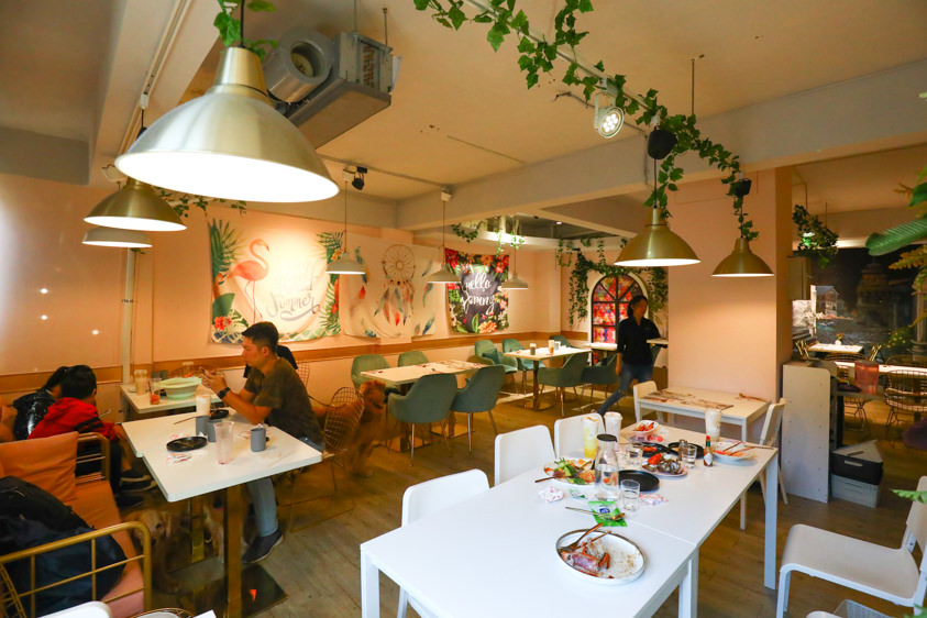 台北公館美食｜BFF Gossip Brunch 義式餐廳、網美咖啡廳、視覺系早午餐、寵物友善餐廳