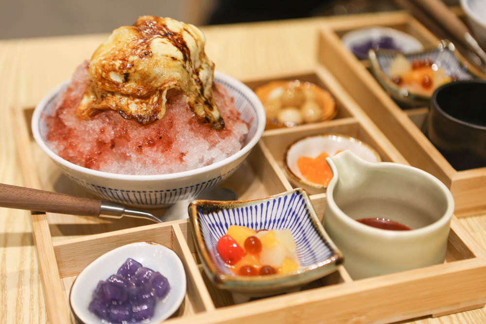 花蓮美食｜冉冉 Yukkuri。串揚天婦羅炸串、烏龍麵燒餃子、日式刨冰、花蓮宵夜、居酒屋、寵物友善餐廳