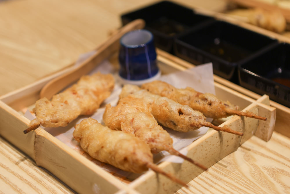 花蓮美食｜冉冉 Yukkuri。串揚天婦羅炸串、烏龍麵燒餃子、日式刨冰、花蓮宵夜、居酒屋、寵物友善餐廳