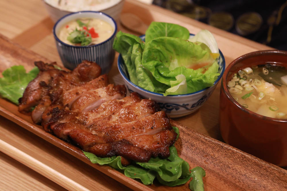 台北松山美食|德相美式加州壽司NCIS Sushi。寵物友善餐廳、驚豔好吃的美式壽司卷 - 第11張圖 台北松山美食|德相美式加州壽司NCIS Sushi。寵物友善餐廳、驚豔好吃的美式壽司卷