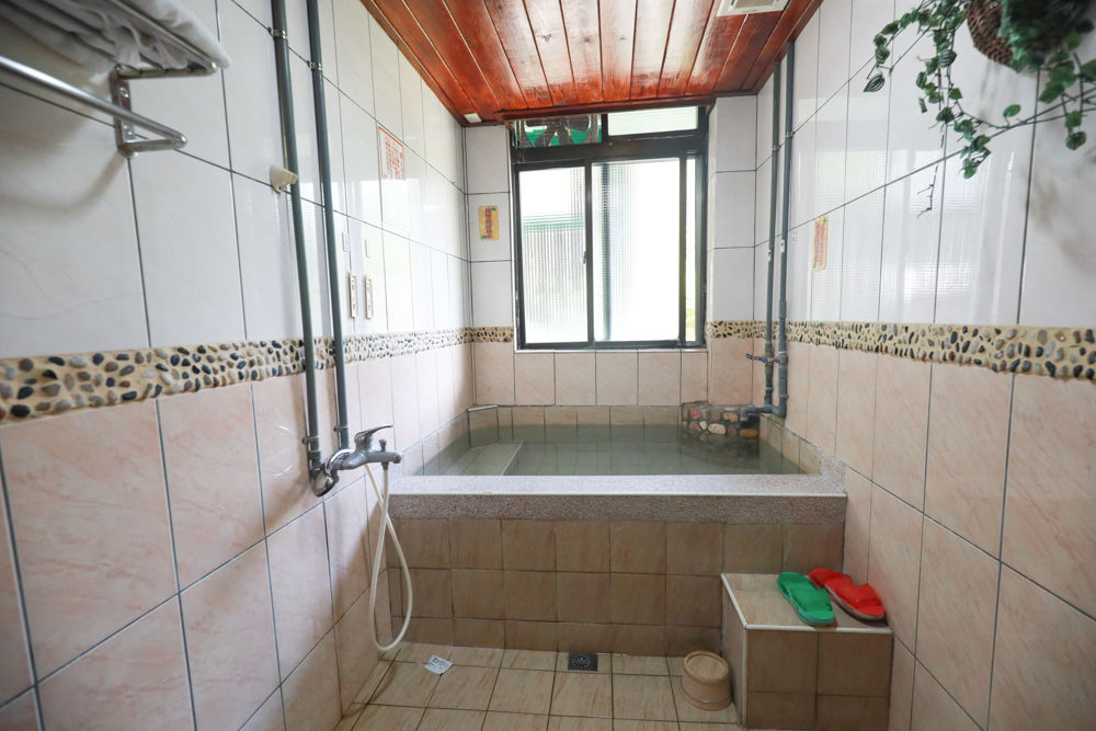 桃園復興|拉拉山、明池北橫貫下巴陵溫泉山莊餐廳。寵物友善民宿餐廳、拉拉山溫泉美人湯、個人湯屋 - 第20張圖 桃園復興|拉拉山、明池北橫貫下巴陵溫泉山莊餐廳。寵物友善民宿餐廳、拉拉山溫泉美人湯、個人湯屋