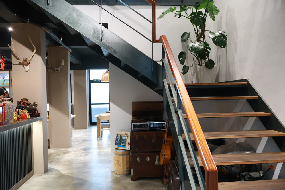 北海岸石門|拾浪咖啡。海景第一排、寵物友善餐廳、無敵海景咖啡廳、坐擁第一排絕美海景 - 第7張圖 北海岸石門|拾浪咖啡。海景第一排、寵物友善餐廳、無敵海景咖啡廳、坐擁第一排絕美海景