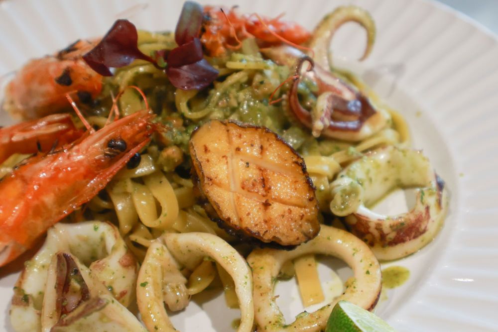 北海岸石門|拾浪咖啡。海景第一排、寵物友善餐廳、無敵海景咖啡廳、坐擁第一排絕美海景 - 第20張圖 北海岸石門|拾浪咖啡。海景第一排、寵物友善餐廳、無敵海景咖啡廳、坐擁第一排絕美海景