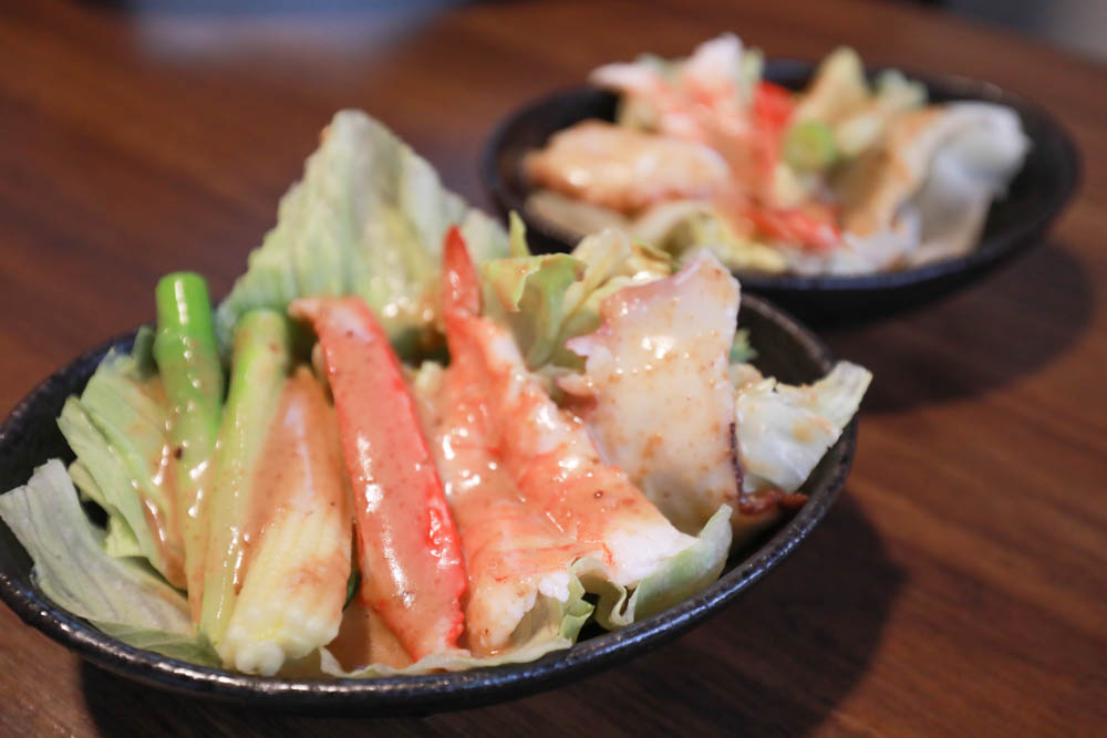 台中美食｜千汌日本料理 にほんりょうり。台中寵物友善餐廳、豪華免費寵物握壽司鮮食餐、包廂設計、寵物友善日料！！