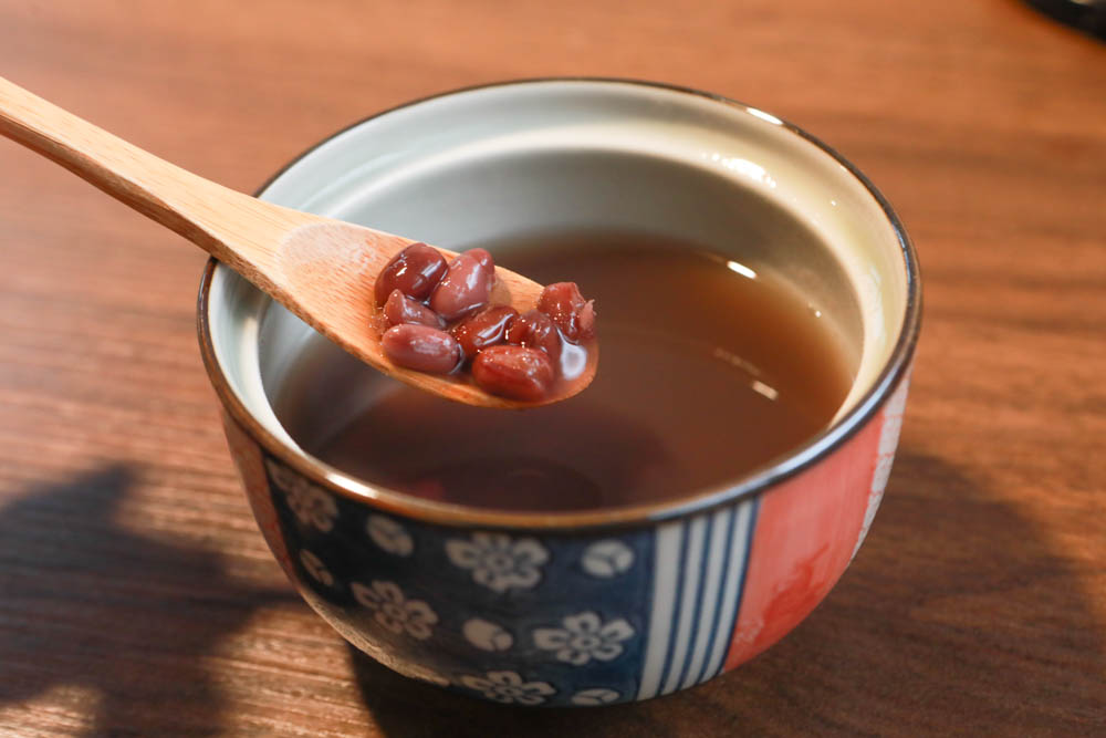 台中美食｜千汌日本料理 にほんりょうり。台中寵物友善餐廳、豪華免費寵物握壽司鮮食餐、包廂設計、寵物友善日料！！