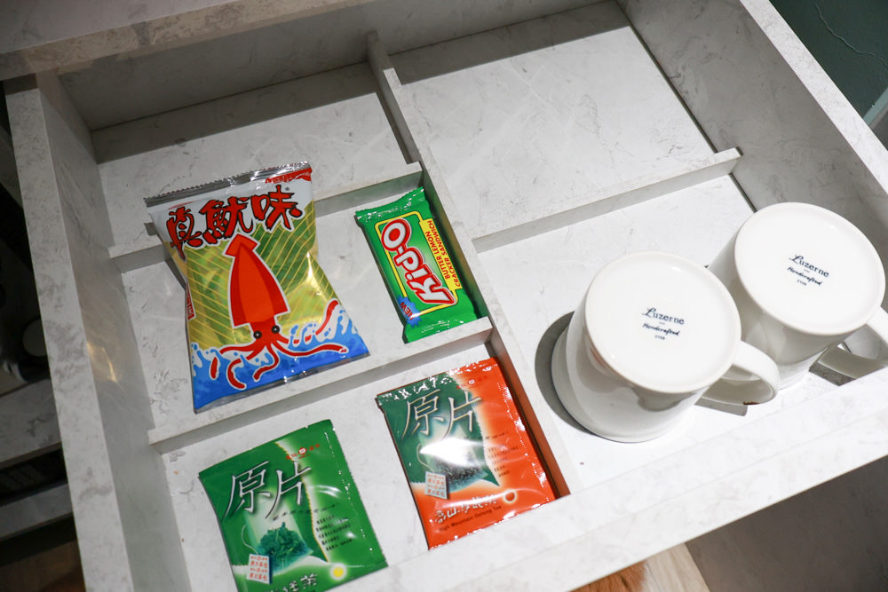 新北石門、北海岸海景住宿推薦｜半島海悅渡假會館：每一間都能帶毛孩入住，超美落地窗海景房必住！寵物友善民宿、北海岸寵物友善住宿