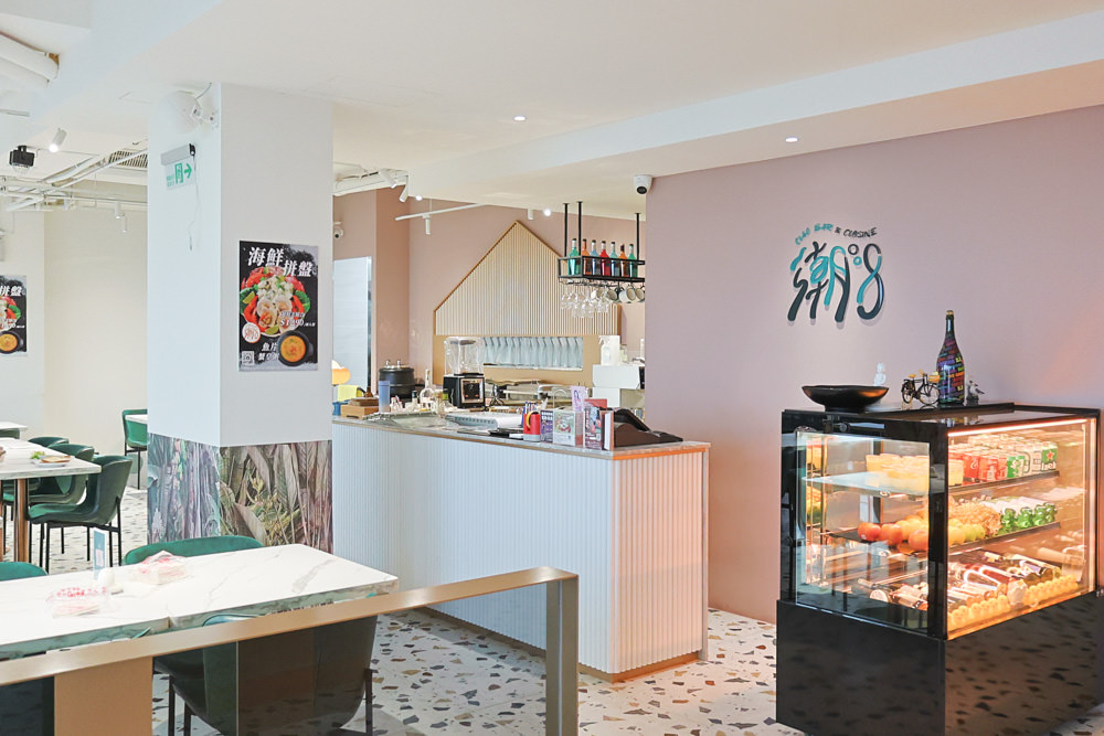 新北石門、北海岸海景住宿推薦｜半島海悅渡假會館：每一間都能帶毛孩入住，超美落地窗海景房必住！寵物友善民宿、北海岸寵物友善住宿