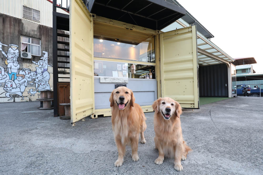 南投埔里美食｜肆盒院。繽紛貨櫃屋網美餐廳、精緻早午餐、寵物友善餐廳、舒肥料理、特色美食
