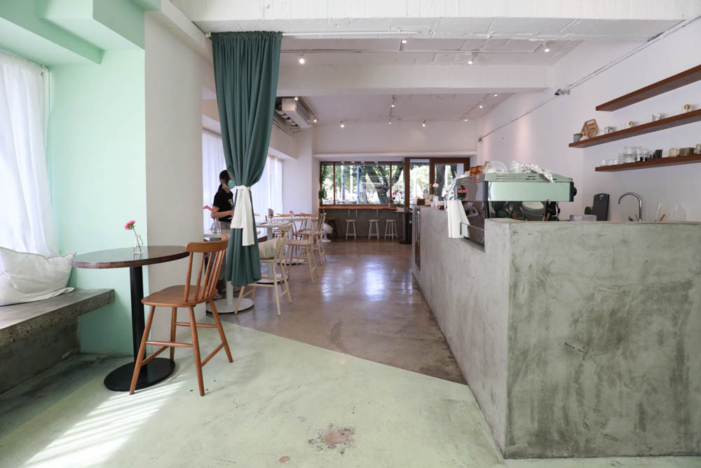 台北信義區美食｜叁食咖啡廳。國父紀念館寵物友善餐廳、韓系小清新網美咖啡廳、餐點美味多元化