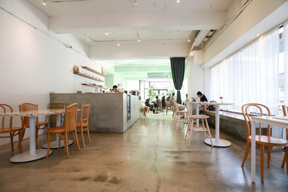 台北信義區美食｜叁食咖啡廳。國父紀念館寵物友善餐廳、韓系小清新網美咖啡廳、餐點美味多元化