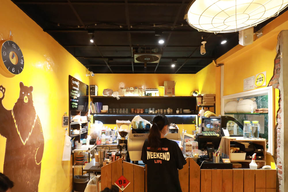 新店美食｜Just a Bear只是一隻熊。寵物友善餐廳、澎湃早午餐、義大利麵、新店市公所捷運站