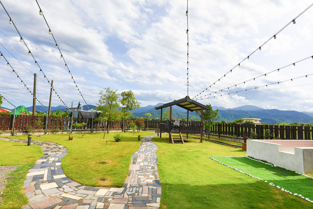 宜蘭冬山|可妮吉娃親子庭園獨棟民宿。寵物友善、可包棟、大草皮、戲水池、烤肉區、獨棟別墅 - 第6張圖 宜蘭冬山|可妮吉娃親子庭園獨棟民宿。寵物友善、可包棟、大草皮、戲水池、烤肉區、獨棟別墅