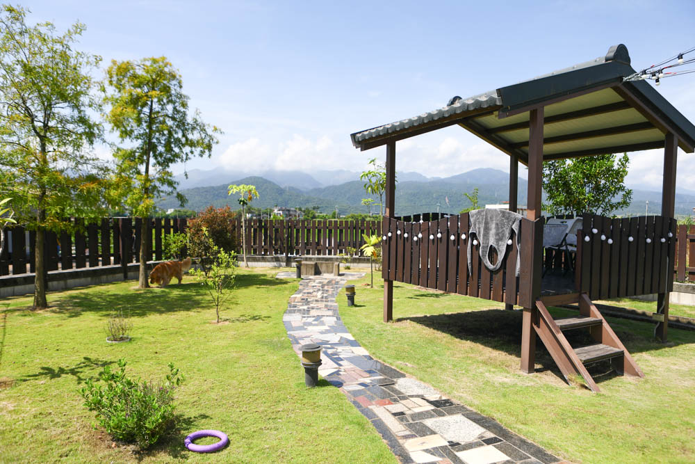 宜蘭冬山|可妮吉娃親子庭園獨棟民宿。寵物友善、可包棟、大草皮、戲水池、烤肉區、獨棟別墅 - 第7張圖 宜蘭冬山|可妮吉娃親子庭園獨棟民宿。寵物友善、可包棟、大草皮、戲水池、烤肉區、獨棟別墅