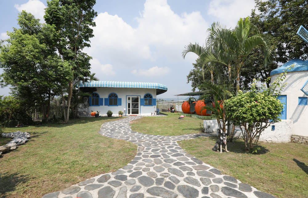 南投埔里美食|可妮小屋。地中海希臘聖托里尼風情景觀餐廳、寵物友善、義式簡餐料理 - 第3張圖 南投埔里美食|可妮小屋。地中海希臘聖托里尼風情景觀餐廳、寵物友善、義式簡餐料理