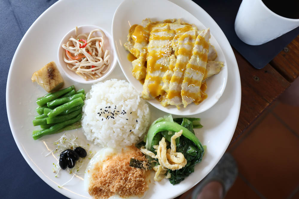 南投埔里美食|可妮小屋。地中海希臘聖托里尼風情景觀餐廳、寵物友善、義式簡餐料理 - 第17張圖 南投埔里美食|可妮小屋。地中海希臘聖托里尼風情景觀餐廳、寵物友善、義式簡餐料理