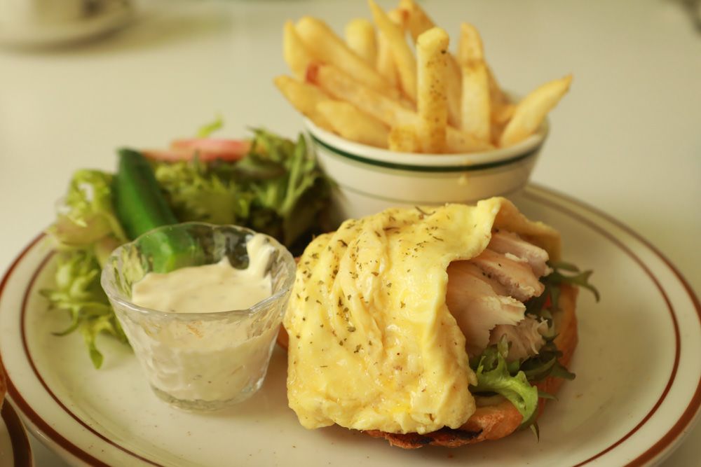 台中后里美食｜HOY Cafe。寵物友善餐廳、后里最美早午餐、后里景觀餐廳、鄰近麗寶Outlet Mall