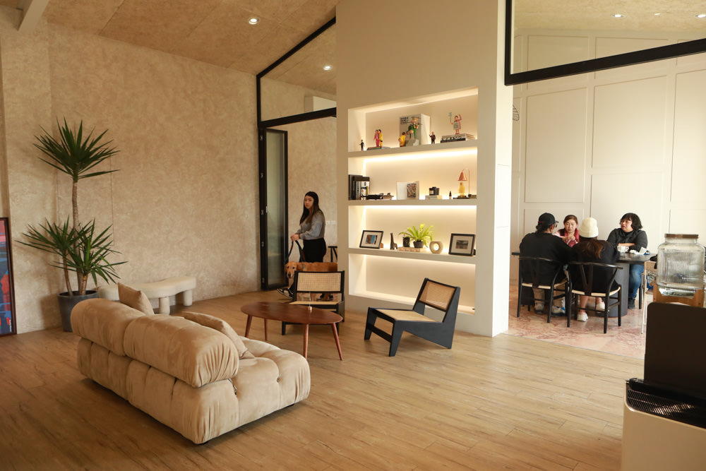 台中后里美食｜HOY Cafe。寵物友善餐廳、后里最美早午餐、后里景觀餐廳、鄰近麗寶Outlet Mall