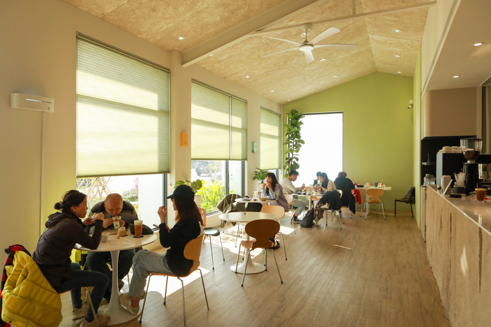 台中后里美食｜HOY Cafe。寵物友善餐廳、后里最美早午餐、后里景觀餐廳、鄰近麗寶Outlet Mall