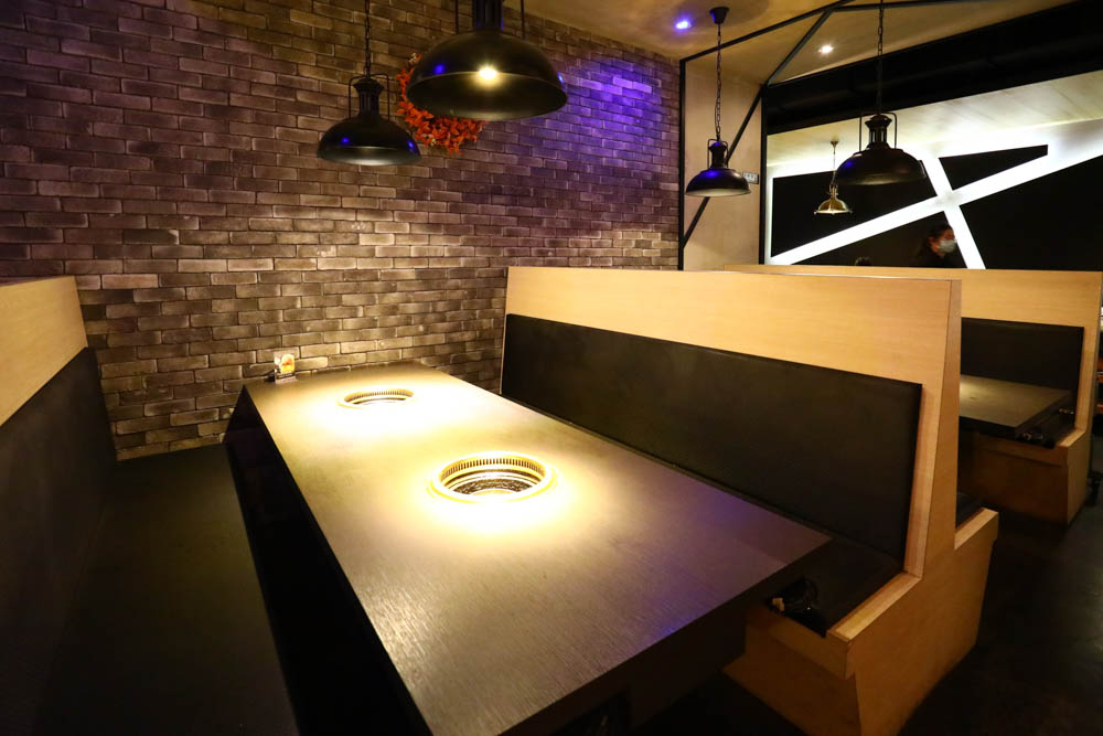 台中美食｜NikuNiku肉肉燒肉朝馬店、免費狗狗肉肉餐、寵物友善餐廳、套餐單點