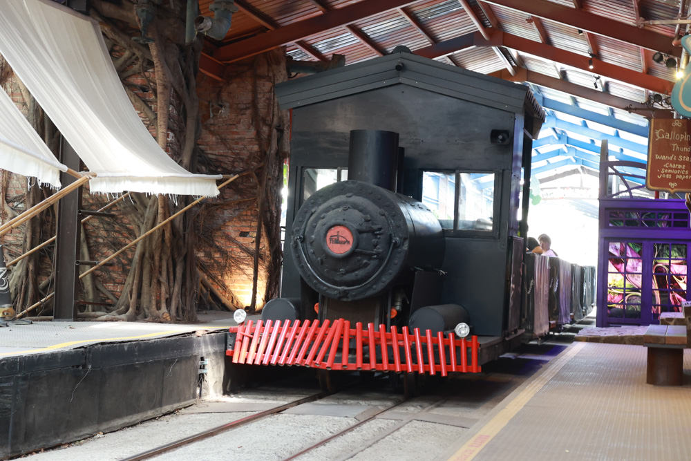 台南仁德景點｜十鼓文創園區。充滿藝術氛圍的遊樂園、哈利波特霍格華茲場景、寵物友善景點
