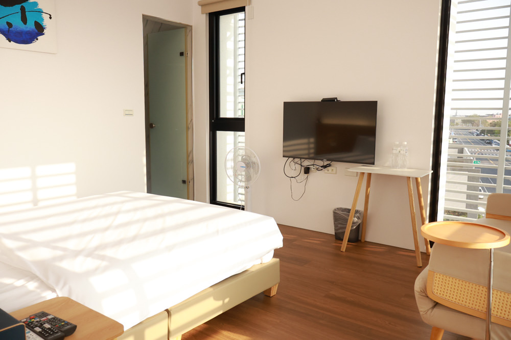 台南安平民宿。衡定理包棟電梯民宿 澤居。寵物友善民宿、全新裝潢新開幕、臨近安平老街、觀系平台！！