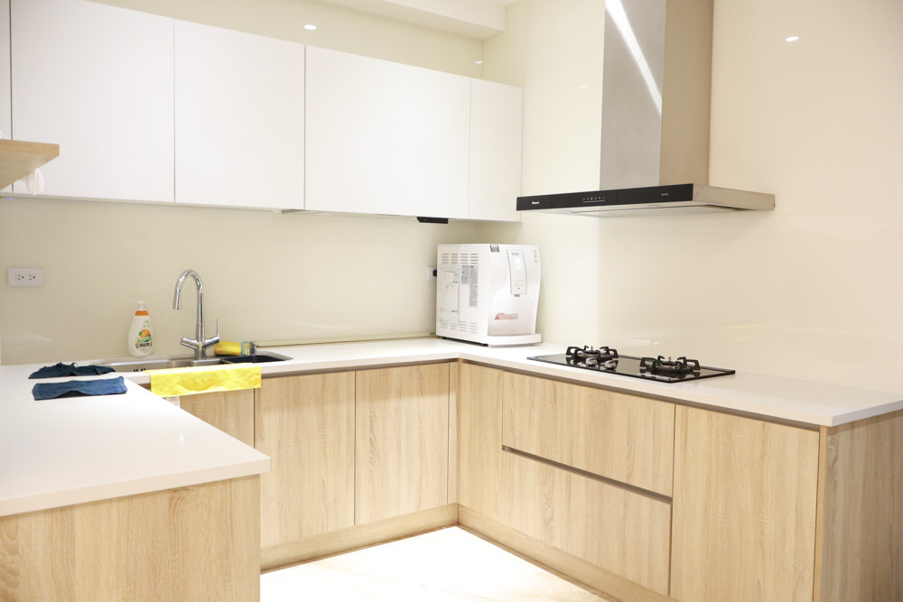 衡定理台南安平包棟民宿 定言豪宅館｜寵物友善民宿、氣派豪華裝潢、日式榻榻米檜木浴池家庭套房