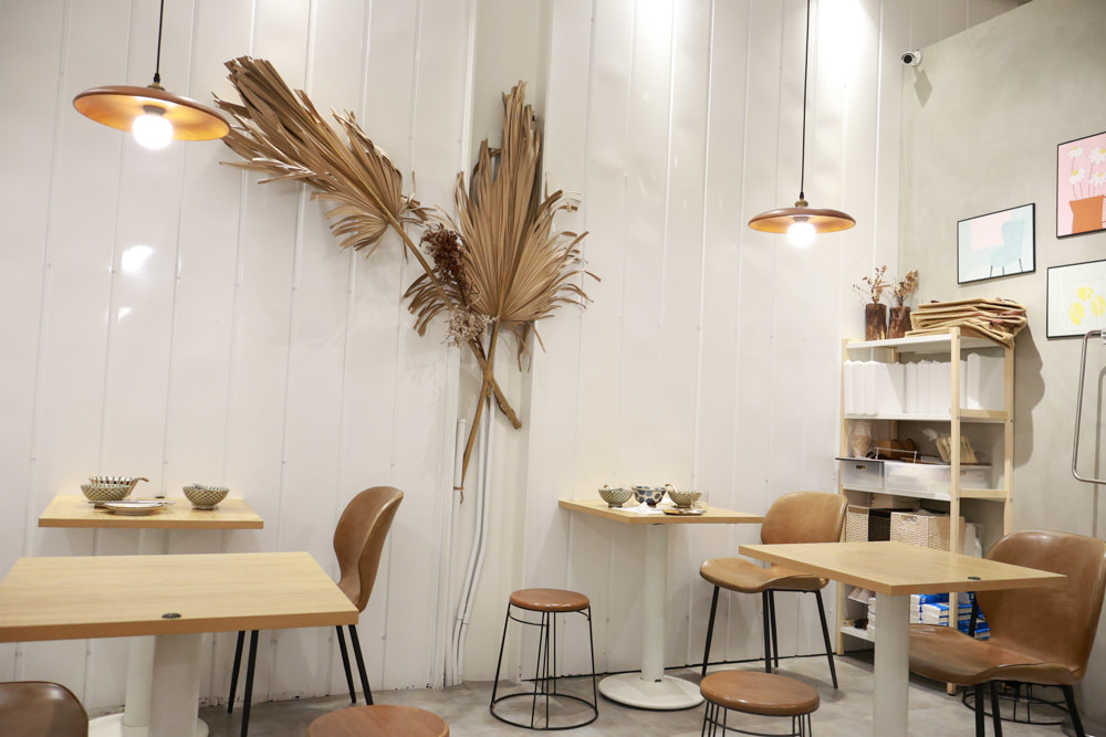 台南安平美食｜屋裏的湯。寵物友善餐廳、台南最美的鹹粿雞湯店、精燉養生暖心湯品、創意鹹粿