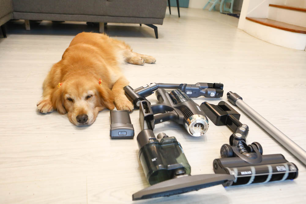 HERAN禾聯智慧感應雙HEPA無線吸塵器 HVC-35EP010｜塵蟎吸頭、超強吸水配件，毛小孩尿尿一吸就清潔乾淨、寵物家庭必備神器！