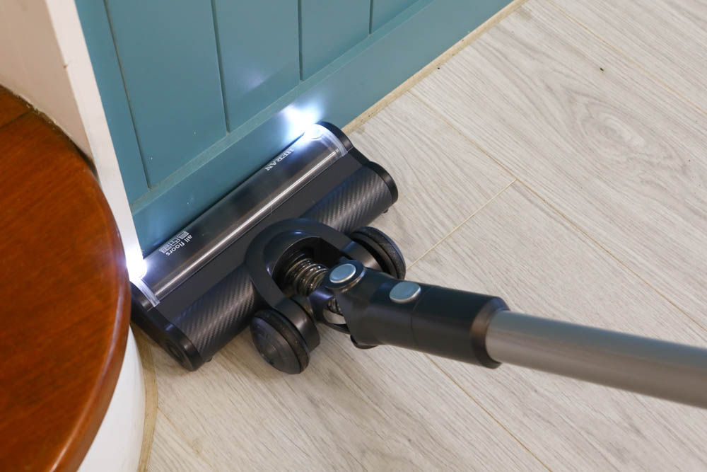 HERAN禾聯智慧感應雙HEPA無線吸塵器 HVC-35EP010｜塵蟎吸頭、超強吸水配件，毛小孩尿尿一吸就清潔乾淨、寵物家庭必備神器！