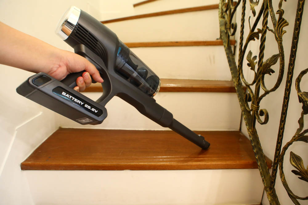 HERAN禾聯智慧感應雙HEPA無線吸塵器 HVC-35EP010｜塵蟎吸頭、超強吸水配件，毛小孩尿尿一吸就清潔乾淨、寵物家庭必備神器！