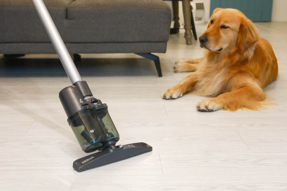 HERAN禾聯智慧感應雙HEPA無線吸塵器 HVC-35EP010｜塵蟎吸頭、超強吸水配件，毛小孩尿尿一吸就清潔乾淨、寵物家庭必備神器！