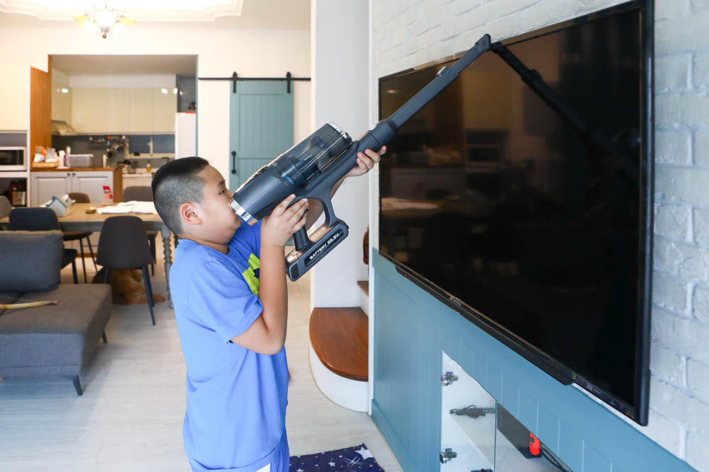 HERAN禾聯智慧感應雙HEPA無線吸塵器 HVC-35EP010｜塵蟎吸頭、超強吸水配件，毛小孩尿尿一吸就清潔乾淨、寵物家庭必備神器！