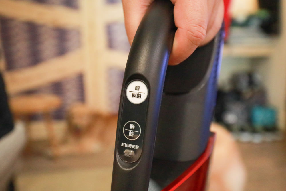 日本TOSHIBA東芝旋風自牽引無線吸塵器(VC-CLX50A)|日常清潔打掃神器、寵物家庭超實用! - 第8張圖 日本TOSHIBA東芝旋風自牽引無線吸塵器(VC-CLX50A)|日常清潔打掃神器、寵物家庭超實用!