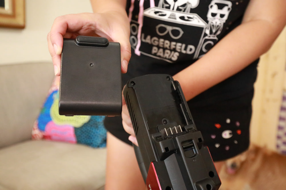 日本TOSHIBA東芝旋風自牽引無線吸塵器(VC-CLX50A)|日常清潔打掃神器、寵物家庭超實用! - 第4張圖 日本TOSHIBA東芝旋風自牽引無線吸塵器(VC-CLX50A)|日常清潔打掃神器、寵物家庭超實用!