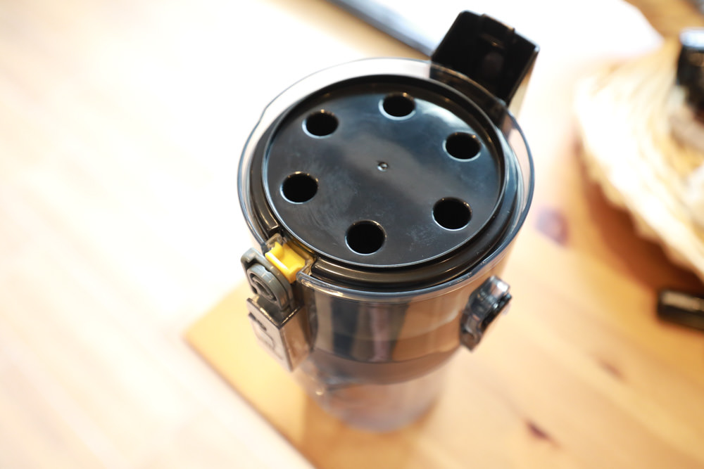 日本TOSHIBA東芝旋風自牽引無線吸塵器(VC-CLX50A)|日常清潔打掃神器、寵物家庭超實用! - 第26張圖 日本TOSHIBA東芝旋風自牽引無線吸塵器(VC-CLX50A)|日常清潔打掃神器、寵物家庭超實用!