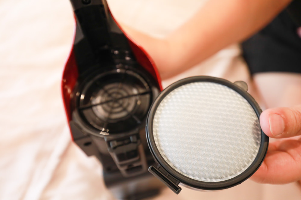 日本TOSHIBA東芝旋風自牽引無線吸塵器(VC-CLX50A)｜日常清潔打掃神器、寵物家庭超實用！