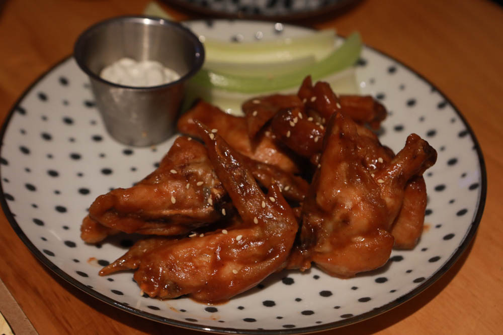 墾丁恆春美食｜喜喜美式餐廳（恆春小吃部）。寵物友善餐廳、手打漢堡、健康豐盛早午餐