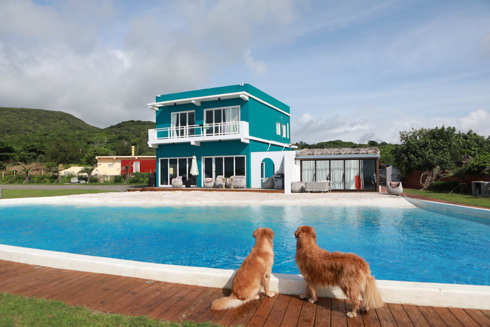 墾丁喜樂之地秘境。墾丁寵物友善民宿、墾丁包棟民宿、墾丁海景民宿、大草皮、絕美金沙灘、無邊際海景游泳池 - 第2張圖 墾丁喜樂之地秘境。墾丁寵物友善民宿、墾丁包棟民宿、墾丁海景民宿、大草皮、絕美金沙灘、無邊際海景游泳池