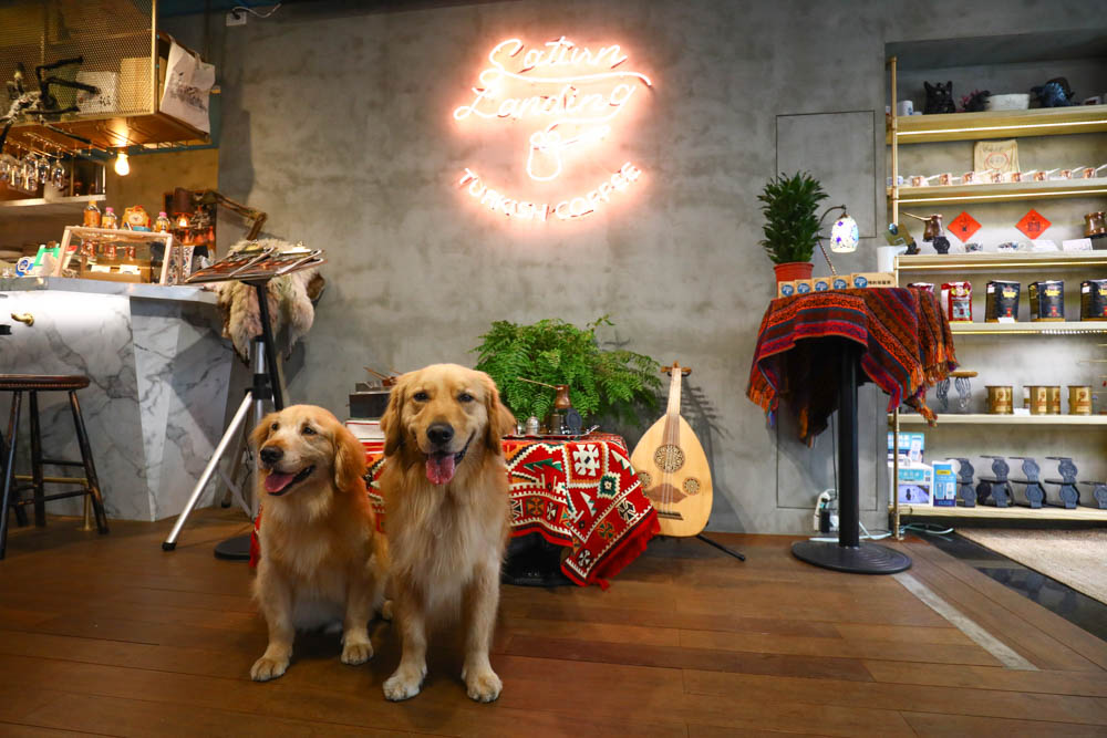 台北大安美食｜登陸土星土耳其咖啡 Saturn Landing Turkish Coffee。土耳其燉菜以及超特別的土耳其咖啡甜點、寵物友善餐廳