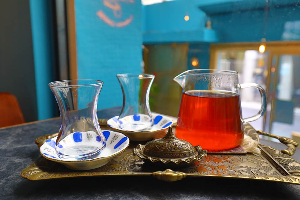 台北大安美食｜登陸土星土耳其咖啡 Saturn Landing Turkish Coffee。土耳其燉菜以及超特別的土耳其咖啡甜點、寵物友善餐廳